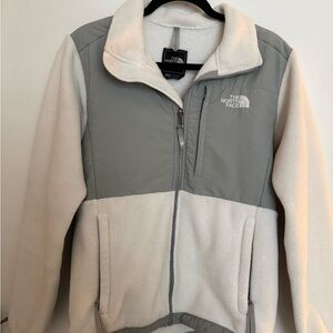 The North Face Denali Two-Tone Fleece Jacket in Light Gray and Cream